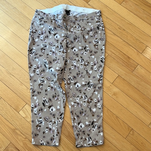 Lane Bryant Slim Ankle Pant - Picture 2 of 6